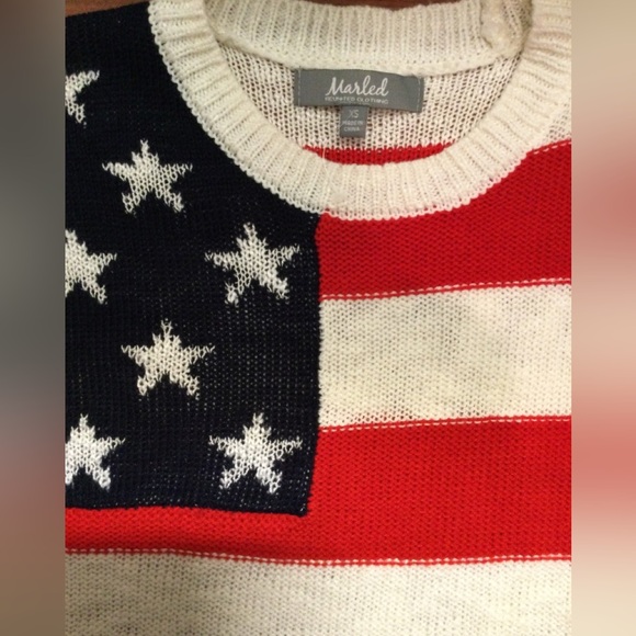 American Flag Sweater - Picture 2 of 7